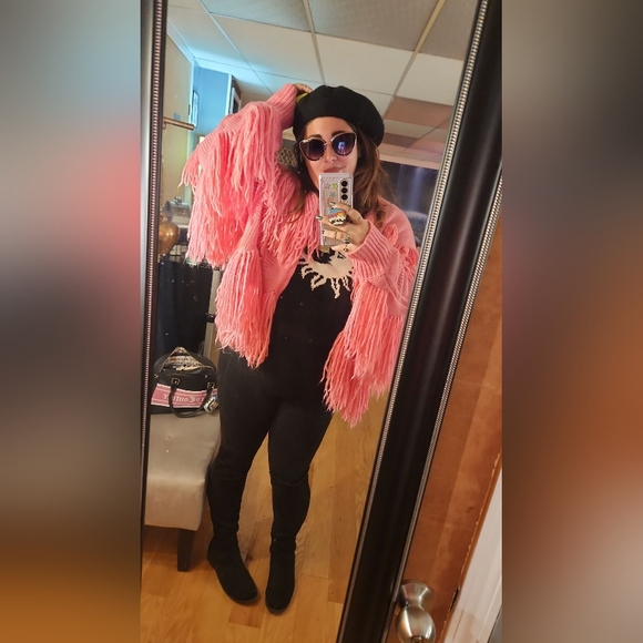 Meet your Posher, Amber - Picture 4 of 8